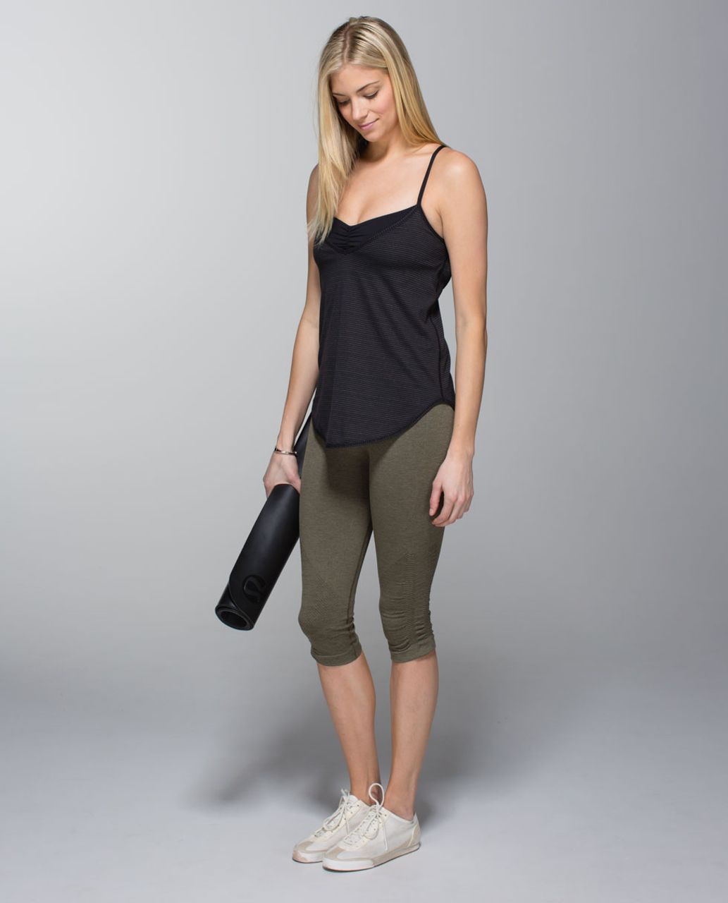 Lululemon Roll Out Tank (First Release) - Black