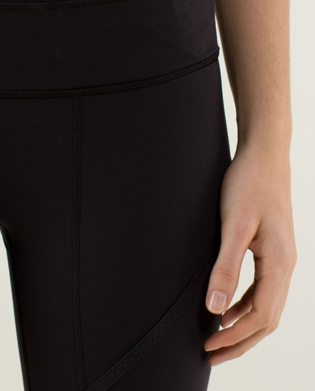 Lululemon Roll Out Crop - Black