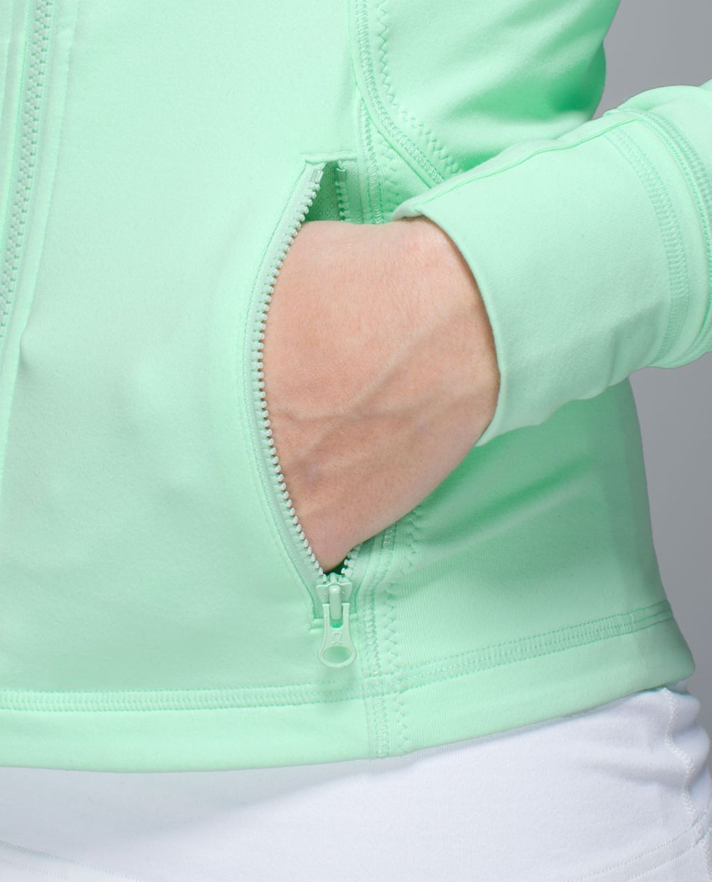 Lululemon Forme Jacket *Cuffins - Fresh Teal