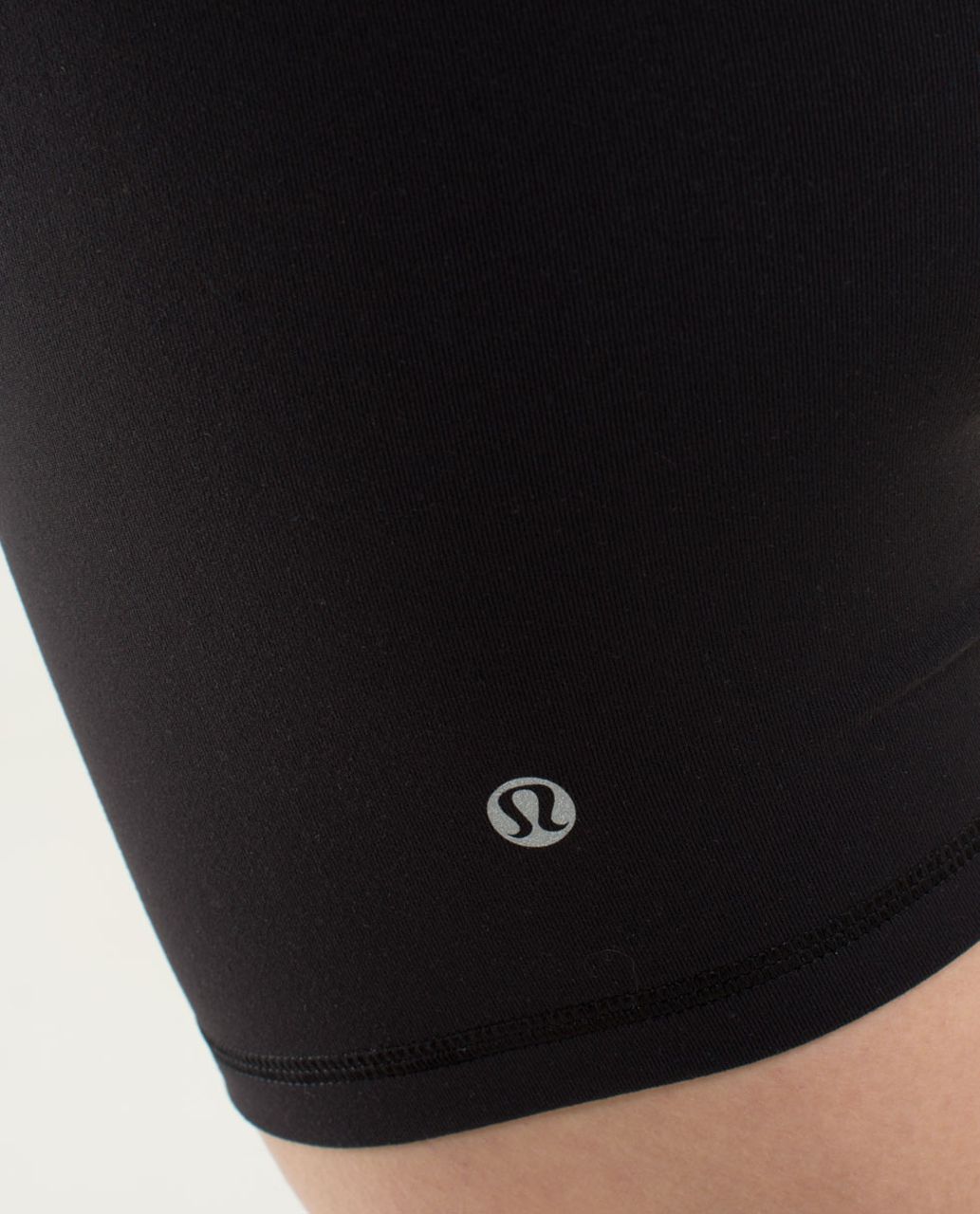 Lululemon Reverse Groove Short (Regular) *Full-On Luon - Black / Quilt Winter 13-18