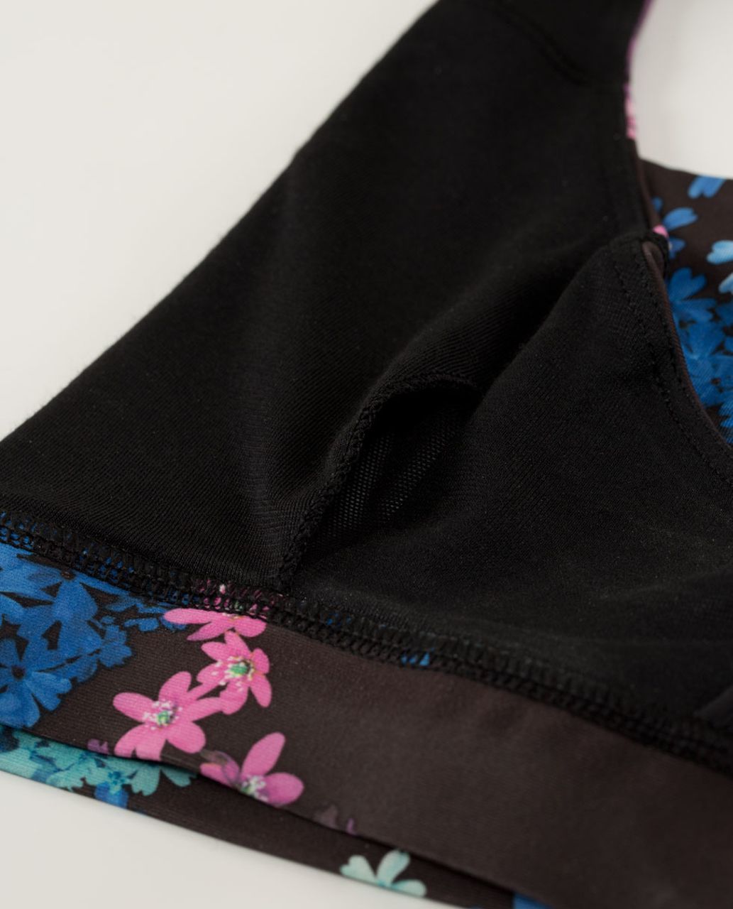 Lululemon Energy Bra - Petal Pop Multi / Black