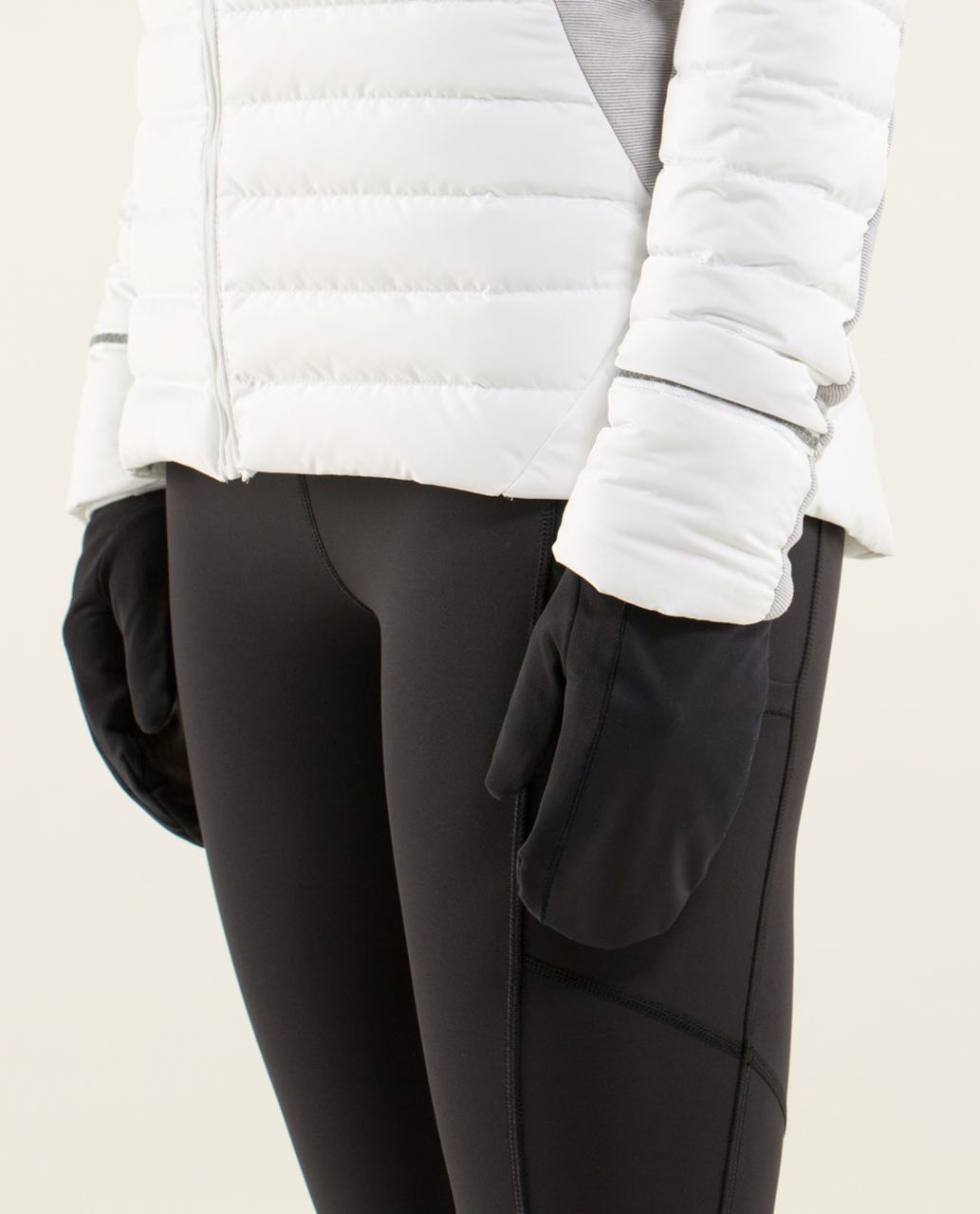 Lululemon Frosty Run Mittens - Black