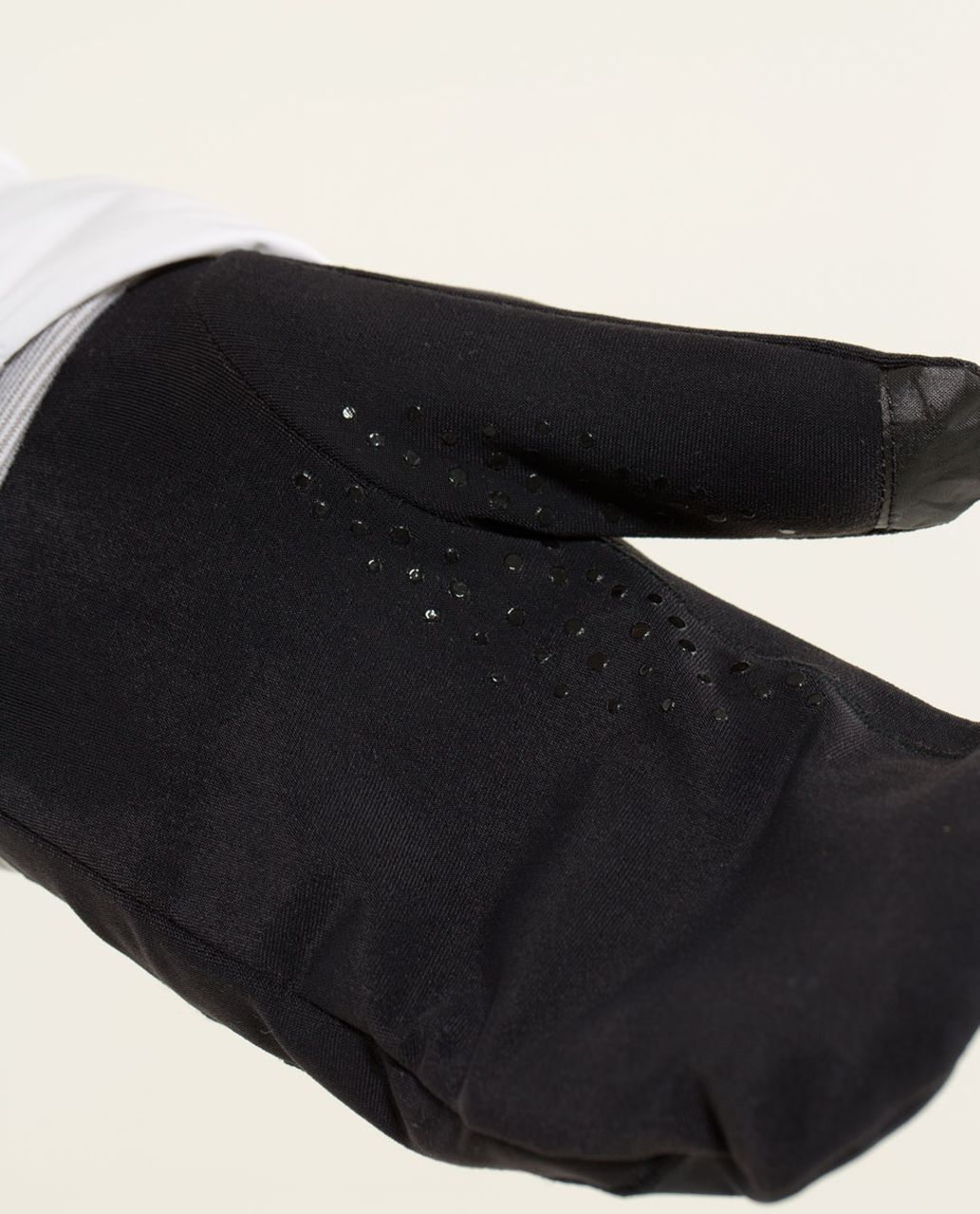 Lululemon Frosty Run Mittens - Black