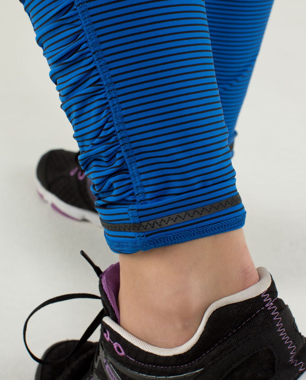 Lululemon Speed Tight *Cozy - Plum / Hyper Stripe Plum - lulu fanatics