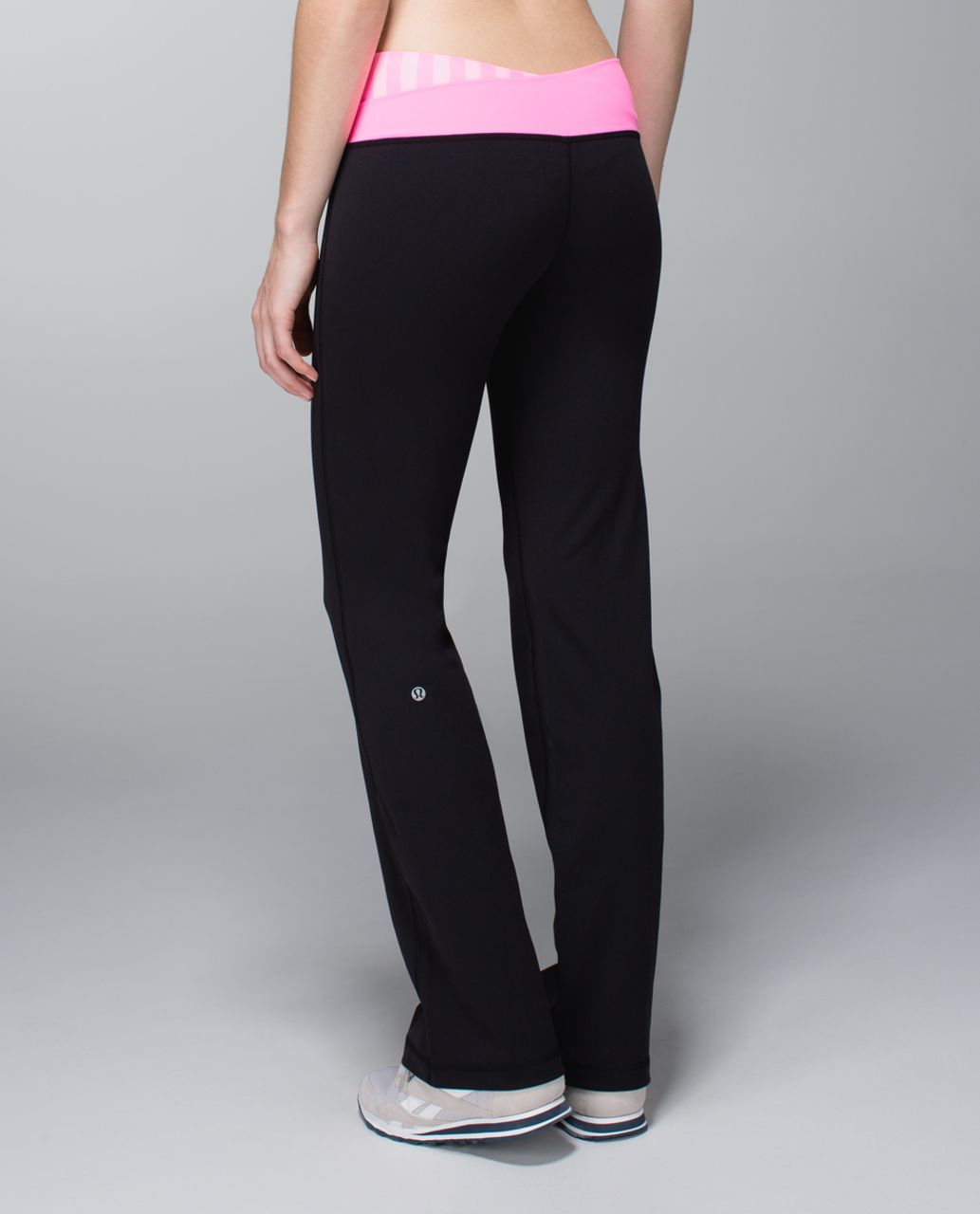 Lululemon Womens Black Flare Leggings with Pink Gray Marble Waist Band Size  8