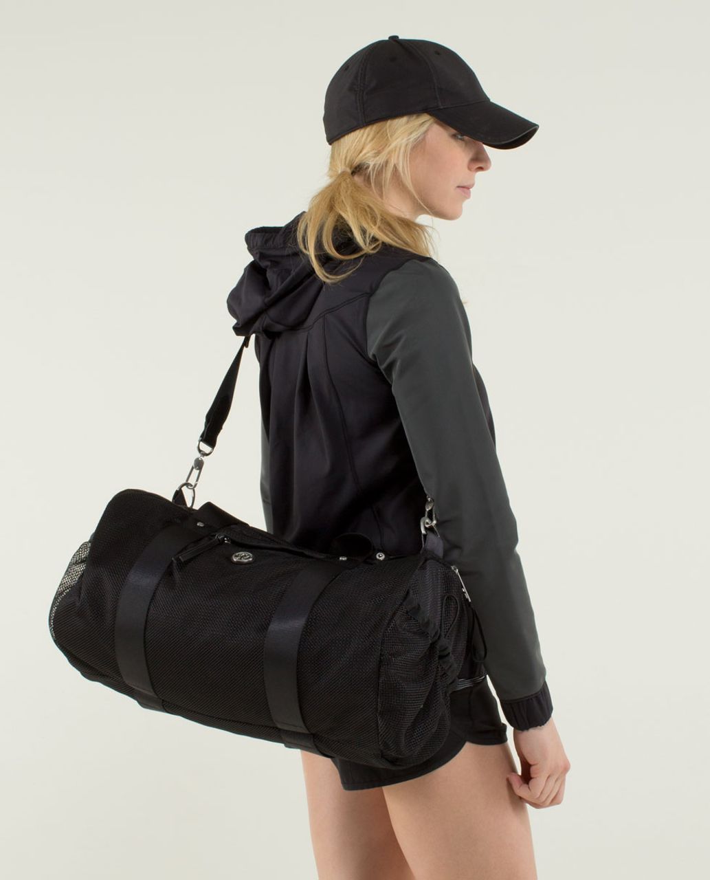 Lululemon Run On Duffel - Black (First Release)