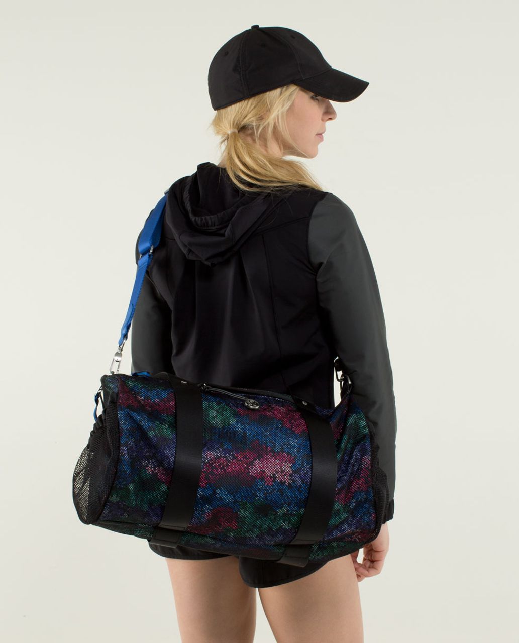 Lululemon Run On Duffel - Petal Pop Extra Multi / Black