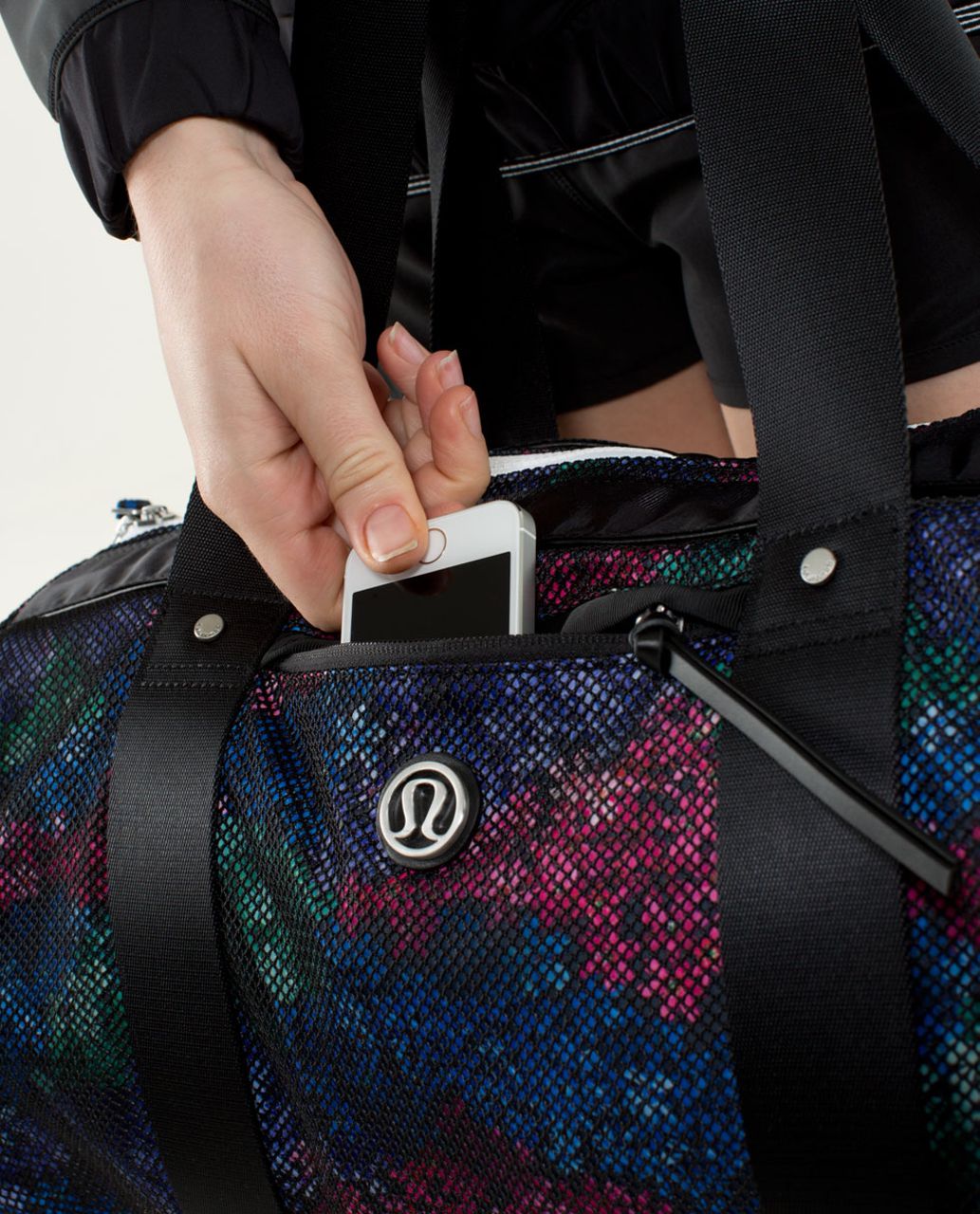 Lululemon Run On Duffel - Petal Pop Extra Multi / Black