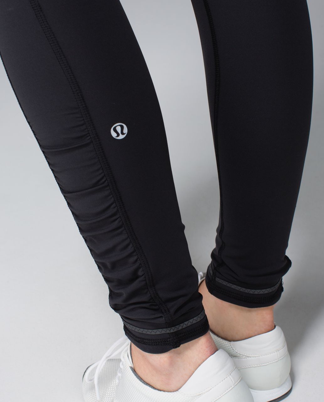 Lululemon Speed Tight *Brushed Interlock - Black / Wee Stripe White Ambient Grey