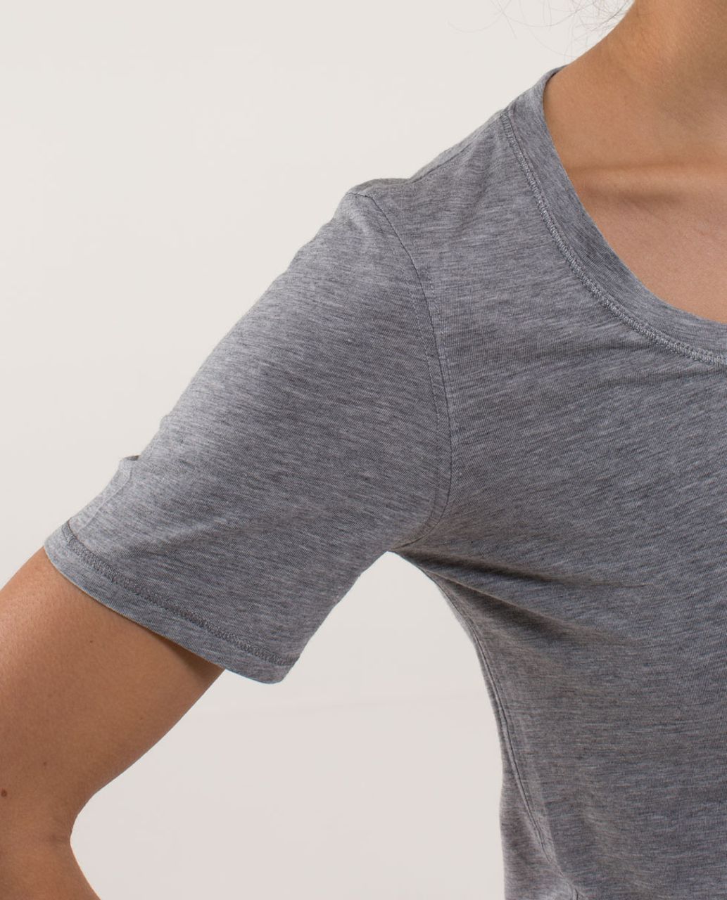 Lululemon Every Yogi Tee (First Release) - Heathered Medium Grey