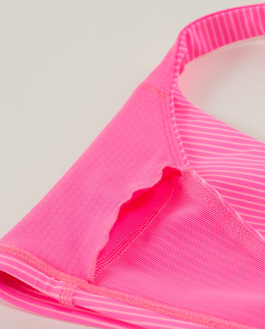 Lululemon Free To Be Bra - Mini Hyper Stripe Zing Pink Light / Zing Pink  Light - lulu fanatics