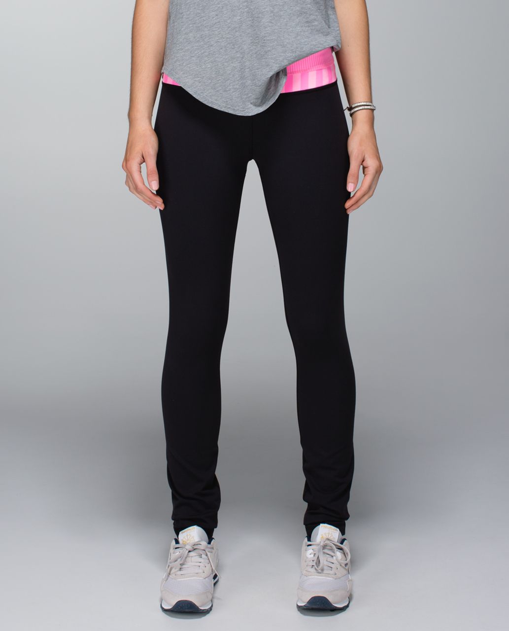 Lululemon Skinny Groove Pant *Full-On Luon - Black / Mini Hyper Stripe Zing Pink Light / Apex Stripe Zing Pink Light