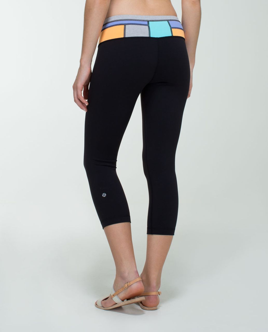 Lululemon Wunder Under Crop *Full-On Luon - Black / Quilt Spring 14-01