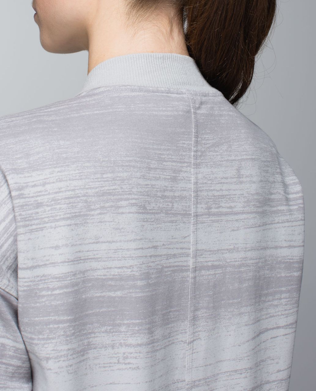 Lululemon Mula Bundle Wrap - Righteous Stripe Silver Spoon / Silver Spoon