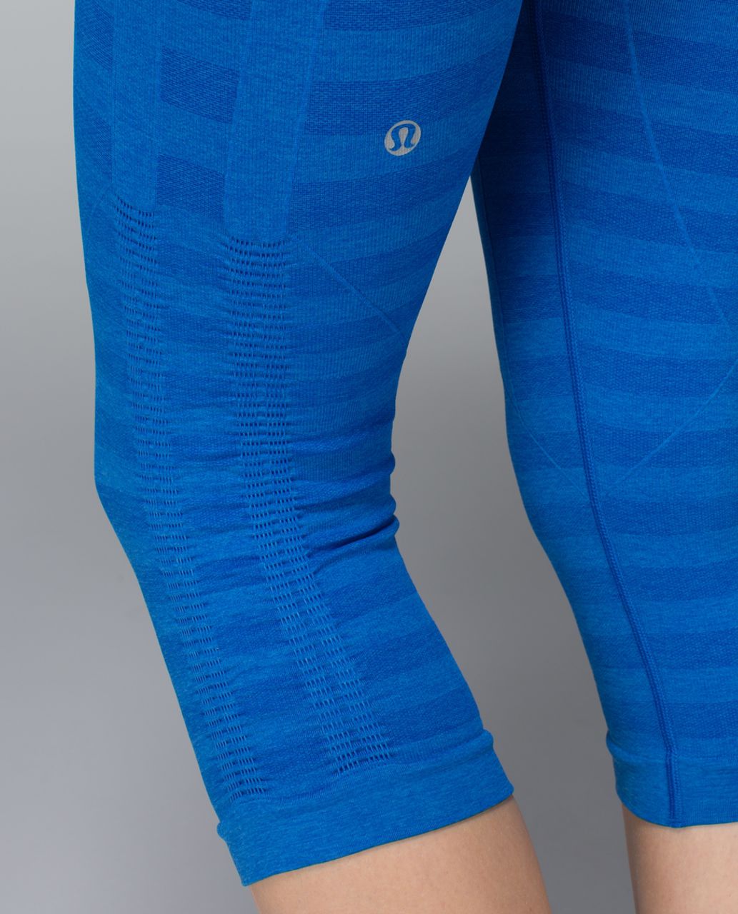 Lululemon In The Flow Crop *Stripe - Heathered Baroque Blue