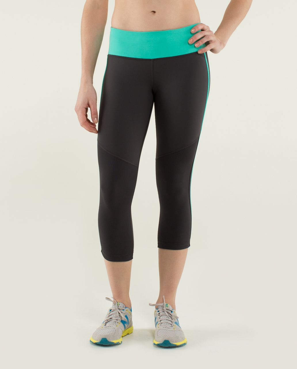 Lululemon Race With Grace Crop Soot / Bali Breeze lulu fanatics