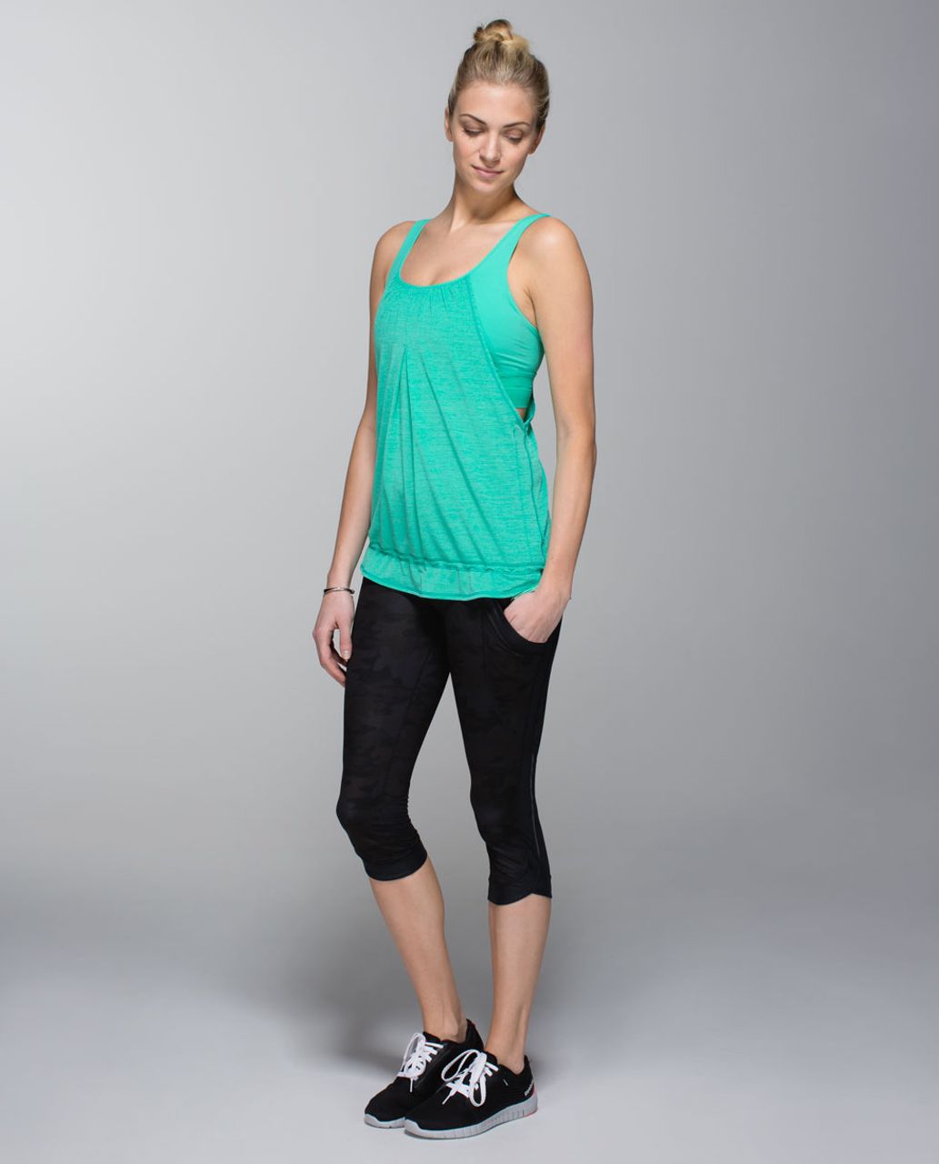 Lululemon Run Times Tank - Heathered Bali Breeze