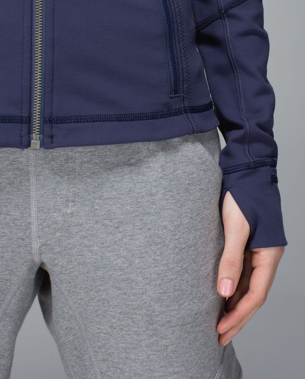 Lululemon Forme Jacket *Cuffins - Cadet Blue