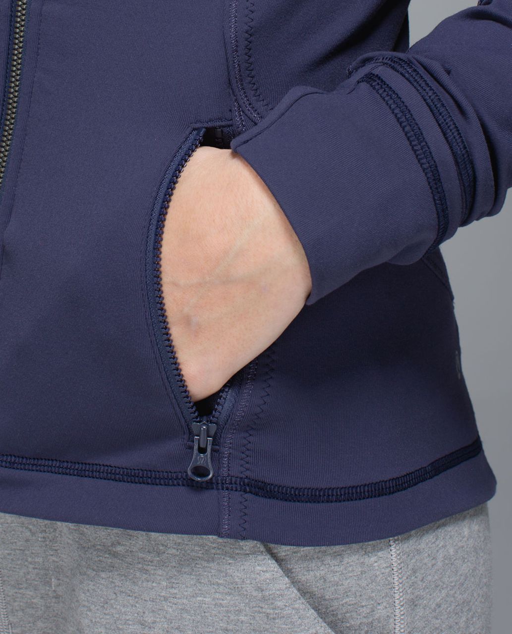 Lululemon Forme Jacket *Cuffins - Cadet Blue