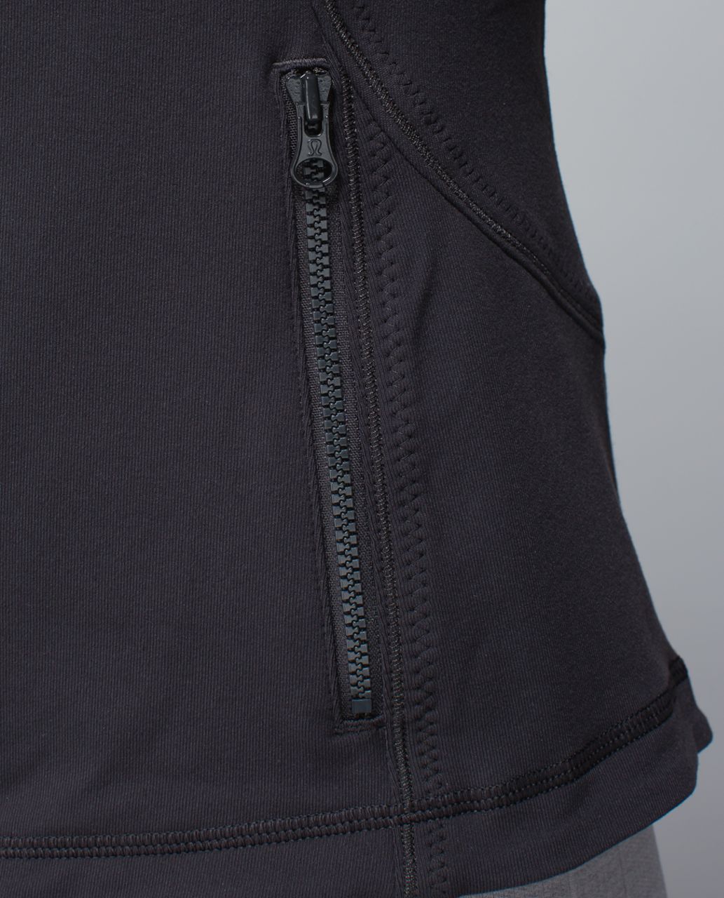 Lululemon Forme Jacket *Cuffins - Soot