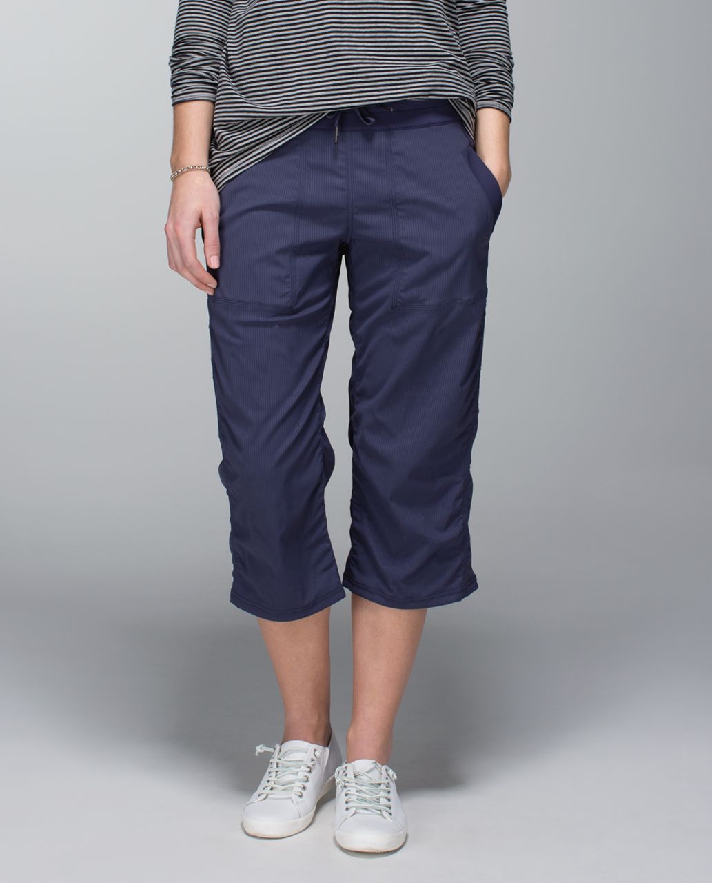 Lululemon Studio Crop *No Liner - Cadet Blue