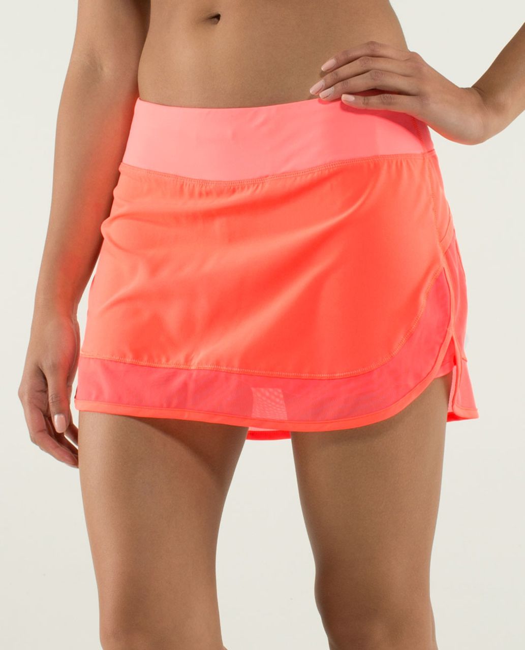 Lululemon Hotty Hot Skirt *4-way Stretch - Very Light Flare