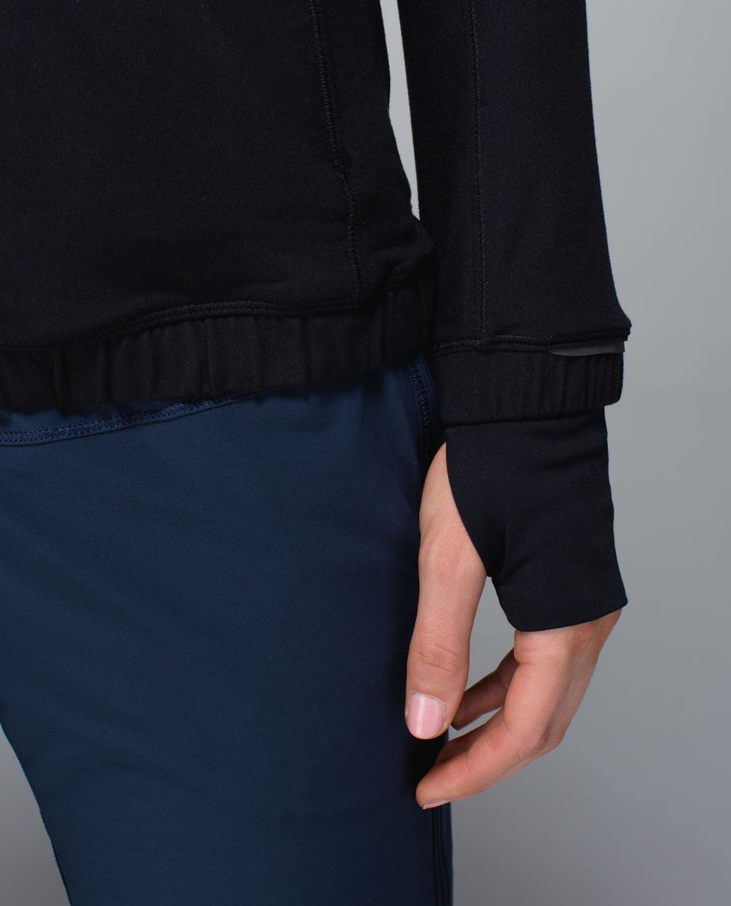 Lululemon Forthright 1/2 Zip - Black