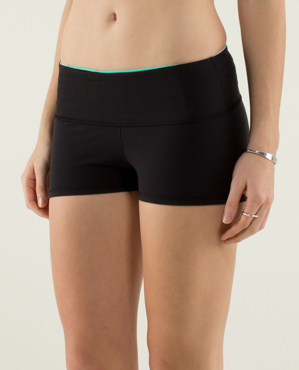 Lululemon Boogie Short *Full-On Luon - Black / Quilt Spring 14-02