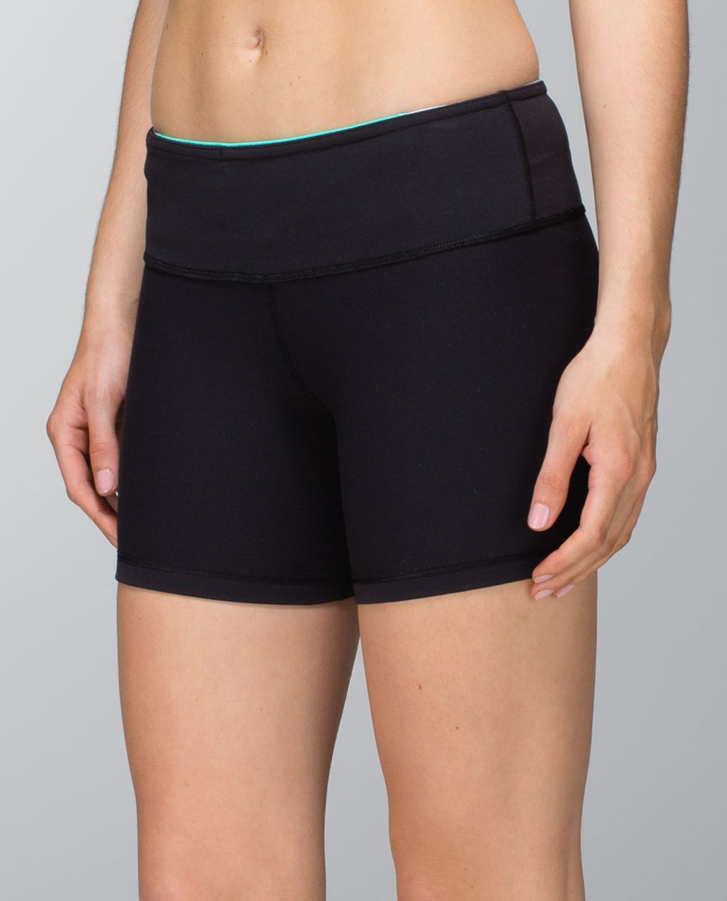 Lululemon Reverse Groove Short (Regular) *Full-On Luon - Black / Quilt Spring 14-02