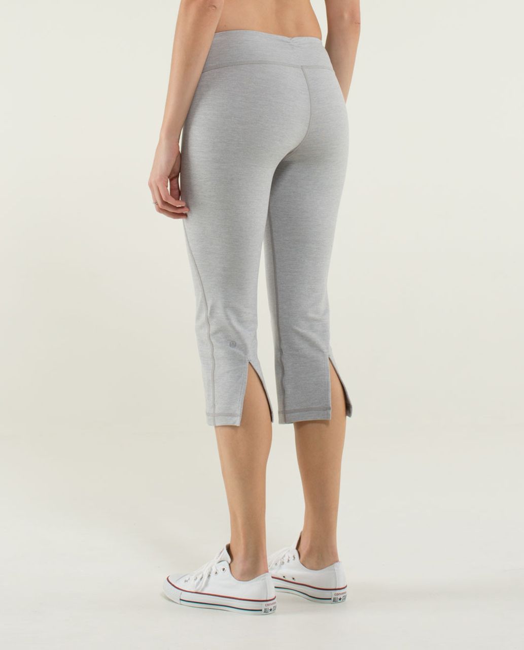 Lululemon Gather & Crow Crop - Heathered Medium Grey