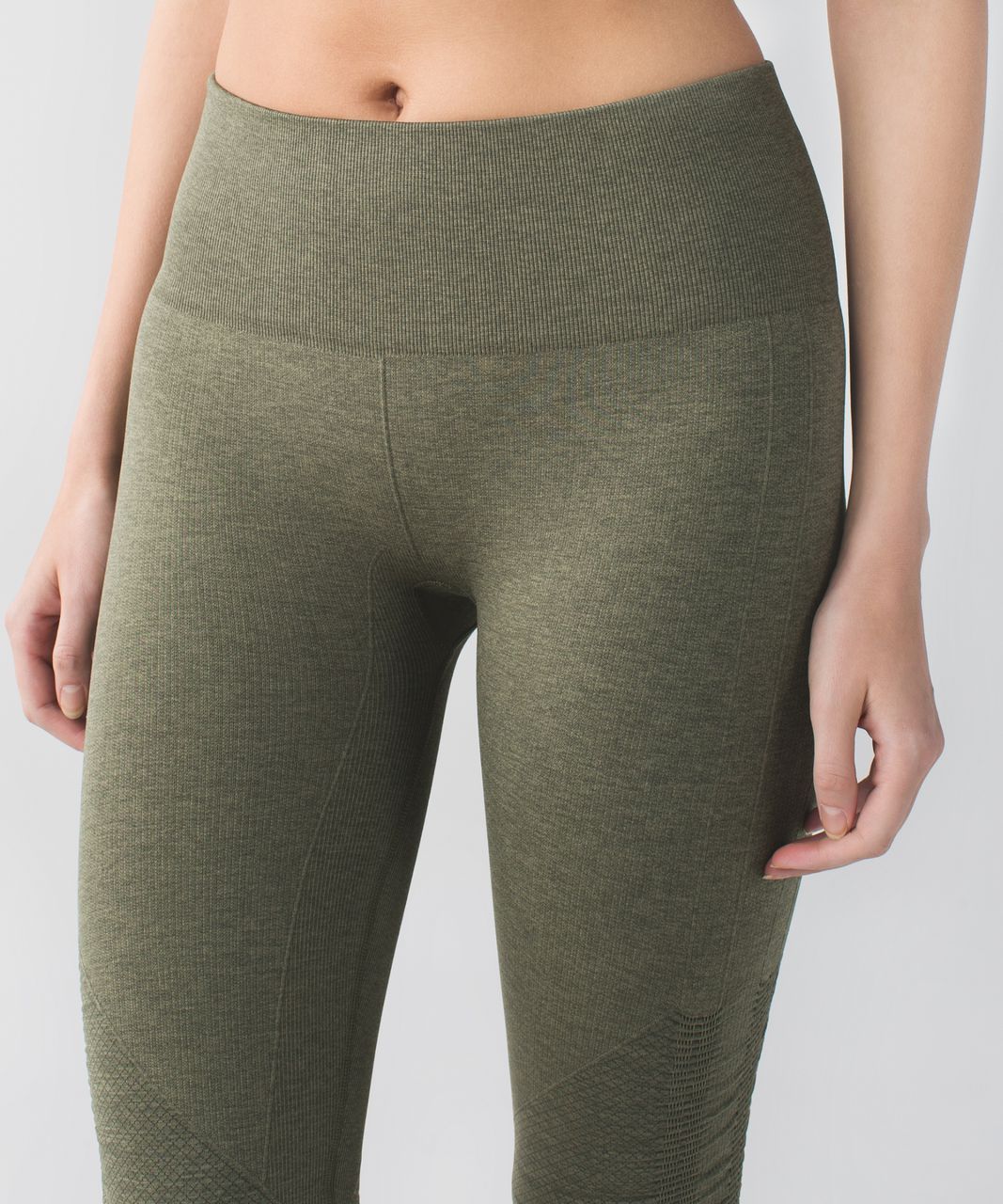 Lululemon In The Flow Crop II (First Release) - Heathered Fatigue Green