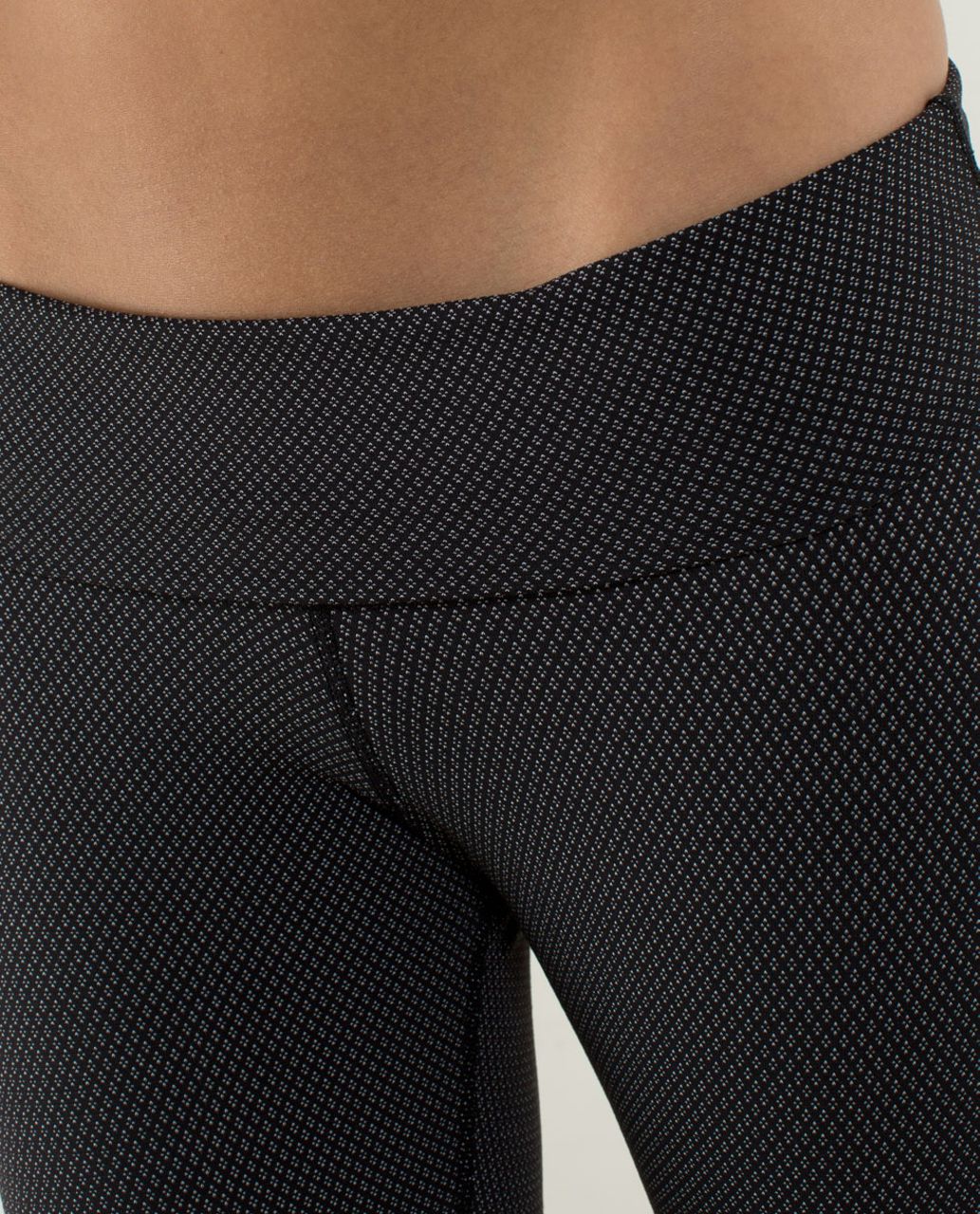 Lululemon Wunder Under Crop *Roll Down - Diamond Dot Black White