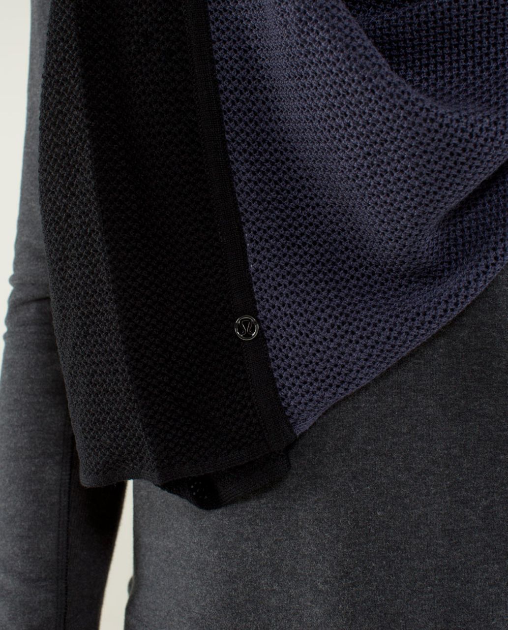 Lululemon Om Onward Scarf - Black / Cadet Blue