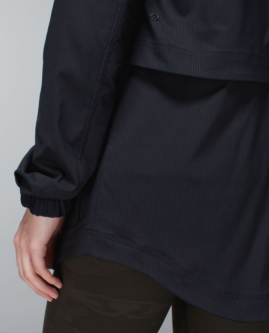 Lululemon Yogi Anorak Jacket - Black