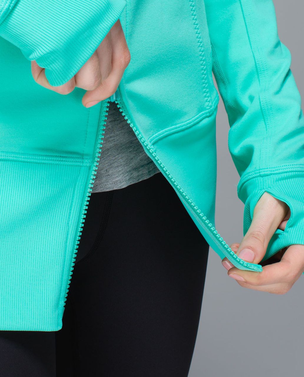 Lululemon Nice Asana Jacket - Bali Breeze