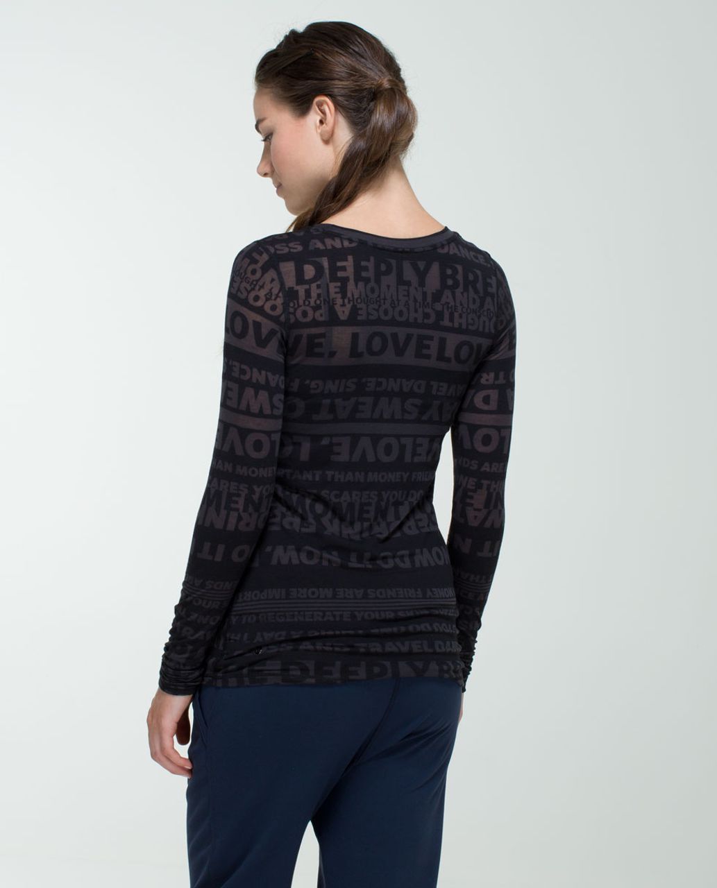 Lululemon Daily Practice Long Sleeve - Discover Manifesto Burnout Black