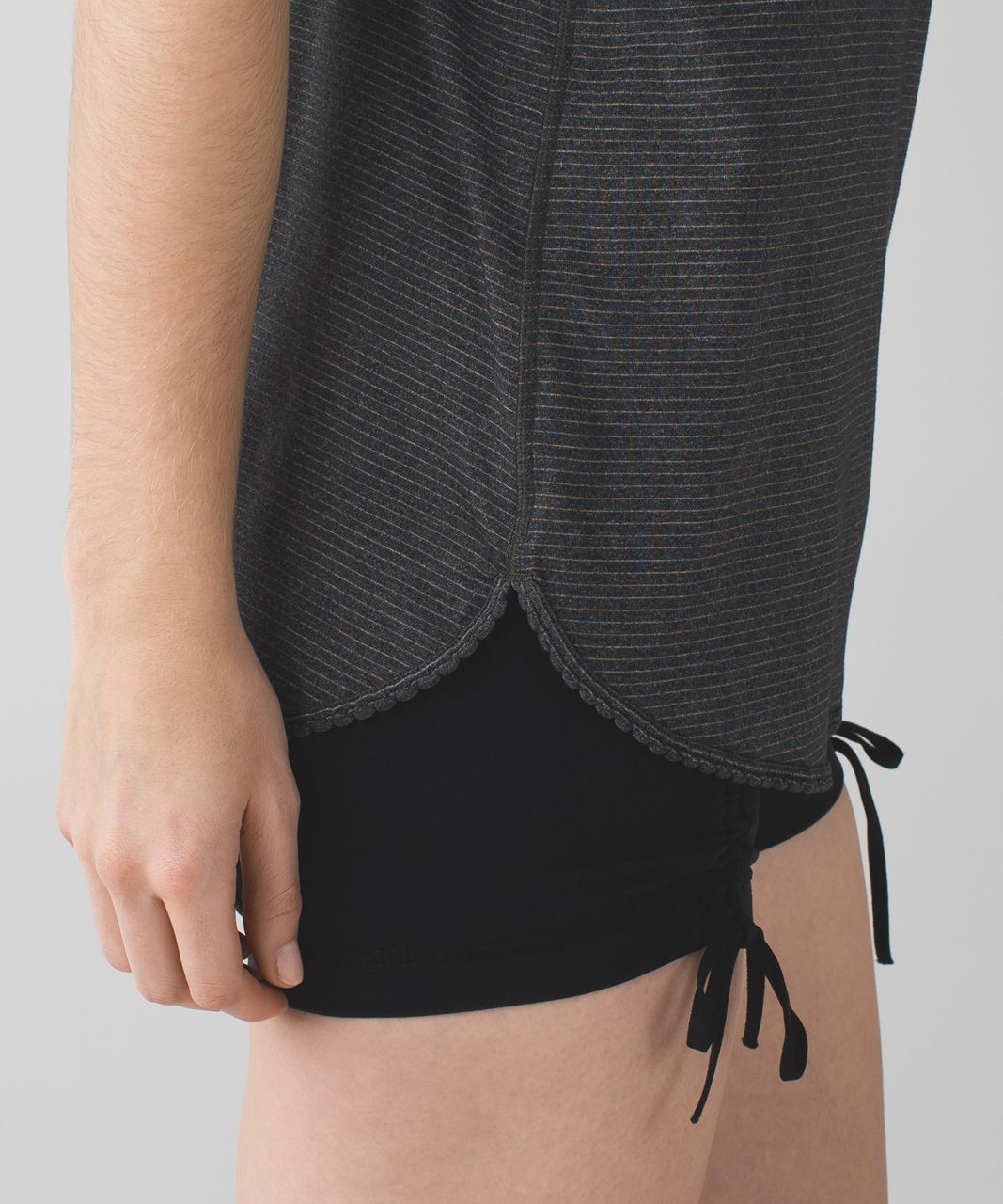 Lululemon 105 F Singlet *Silver - Heathered Black