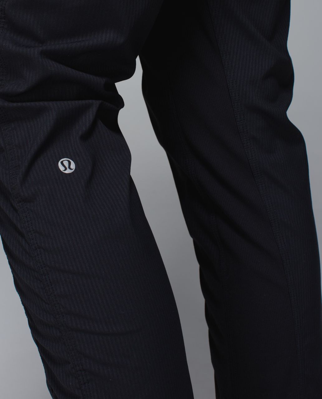 Lululemon Street To Studio Pant II Unlined Size 10 Black 28  water-repellent EUC