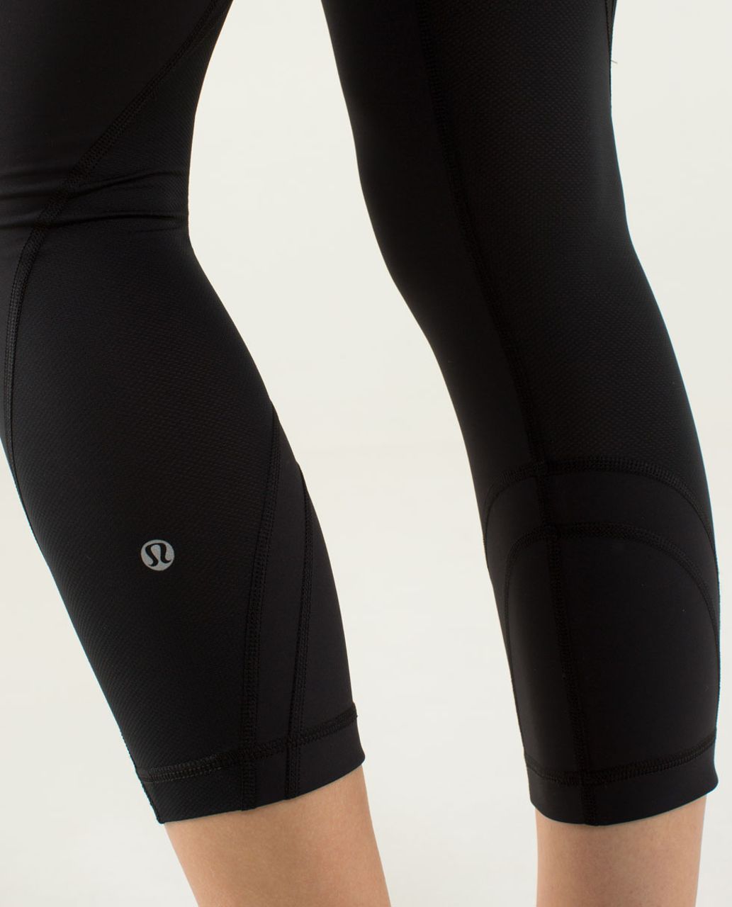 Lululemon Run: Inspire Crop II - Black / Quilt Spring 14-26 - lulu