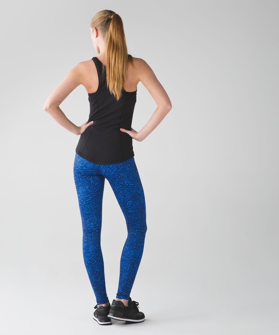 Lululemon leggings wunder under samba snake blue size 4 workout