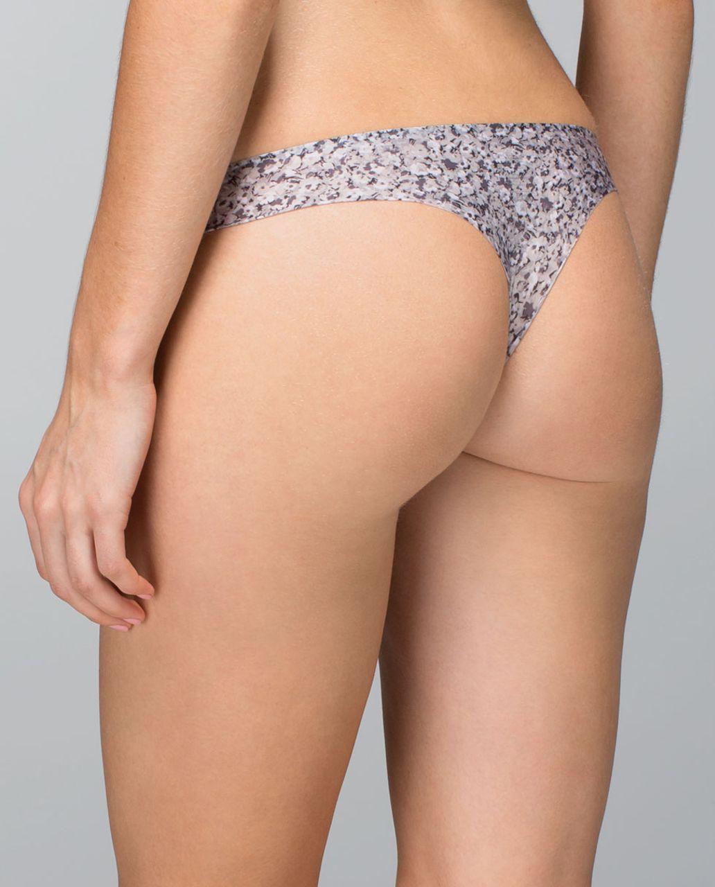 Lululemon Light As Air Thong - Petite Fleur Silver Spoon