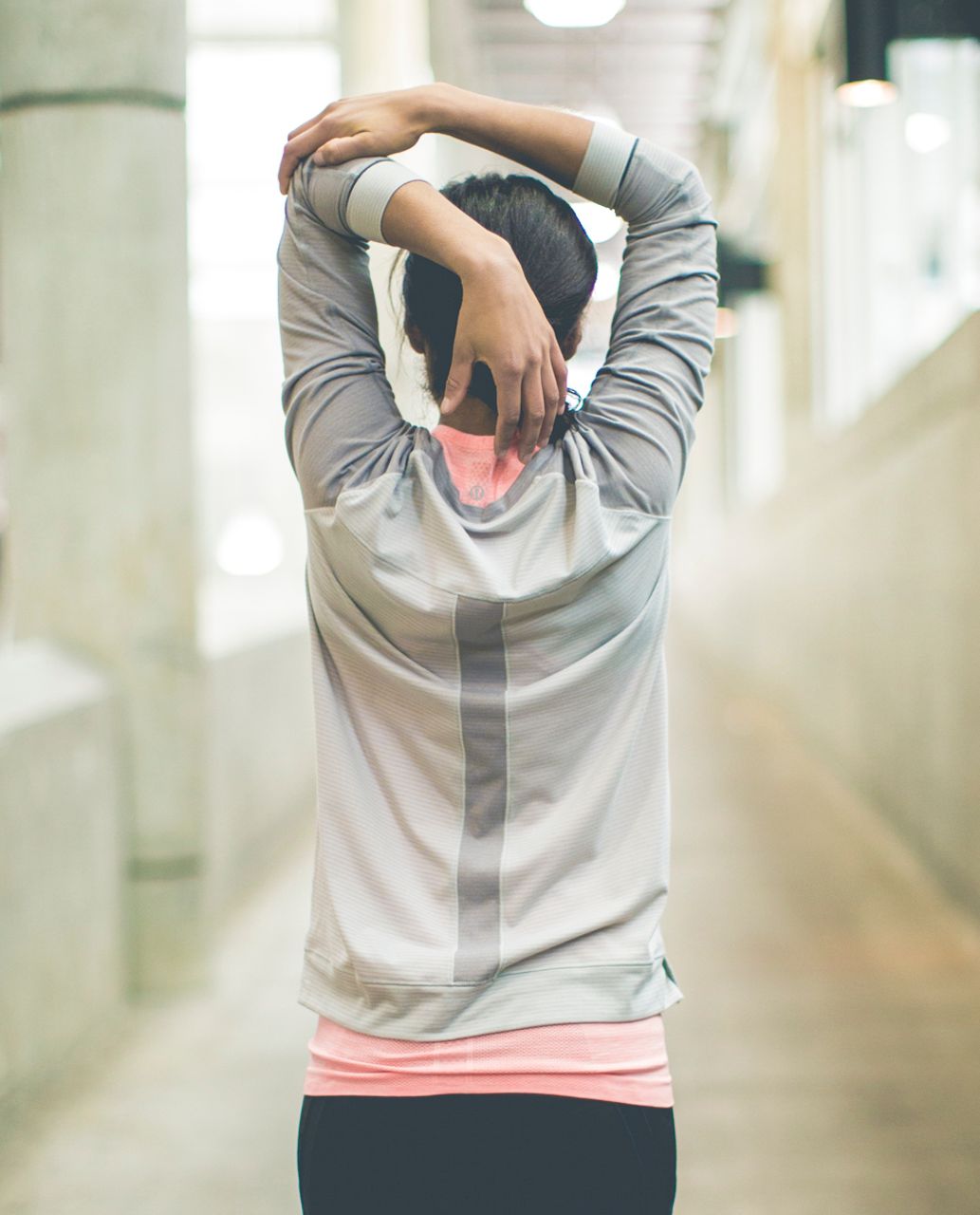 Lululemon Runamuck Long Sleeve - Heathered Light Grey / Heathered Medium Grey