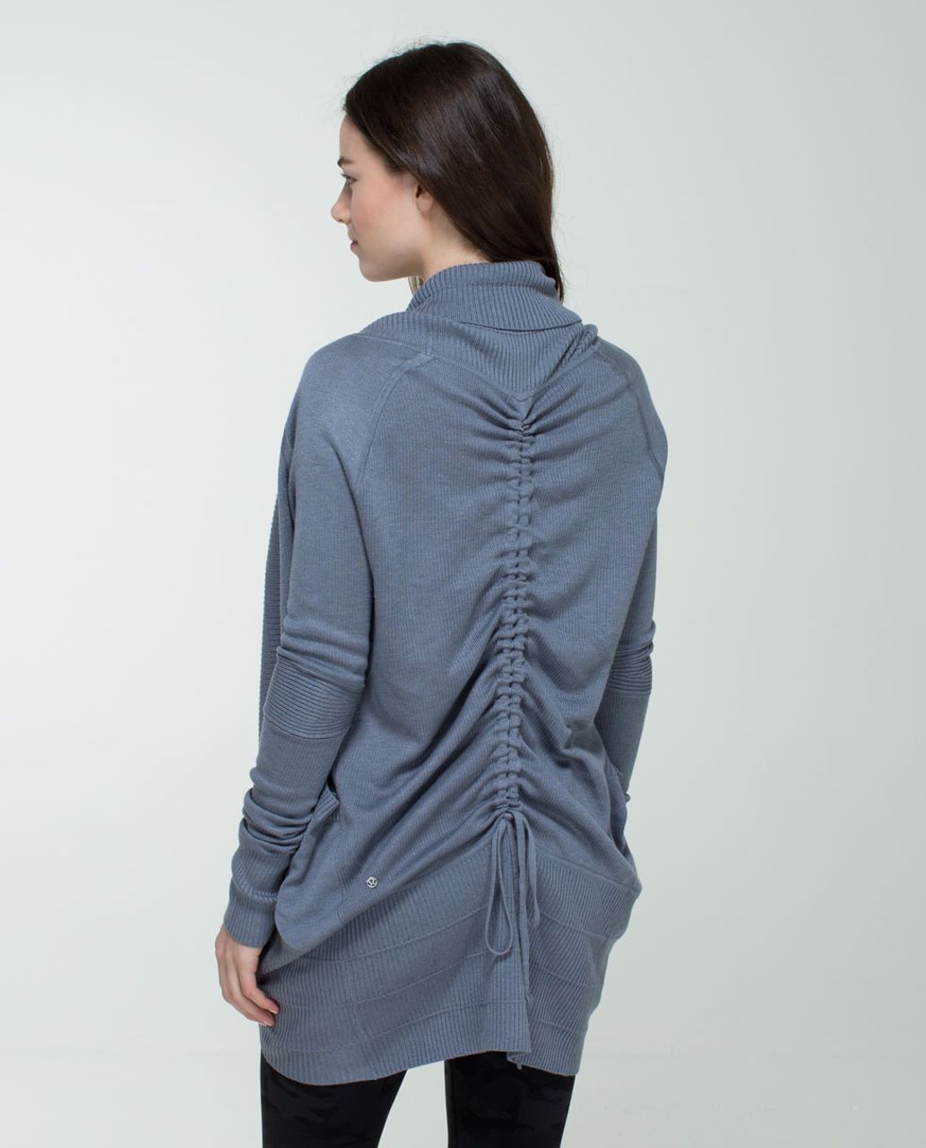 Lululemon Transformation Wrap - Heathered Blurred Grey /  Coal