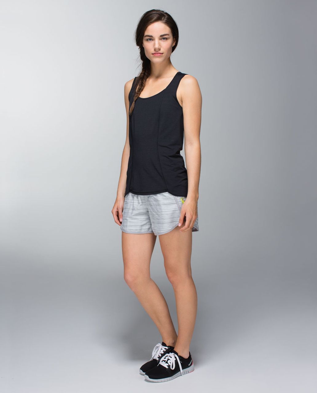 Lululemon Tracker Short II *2-way Stretch - Wee Are From Space Silver Spoon / Ambient Grey