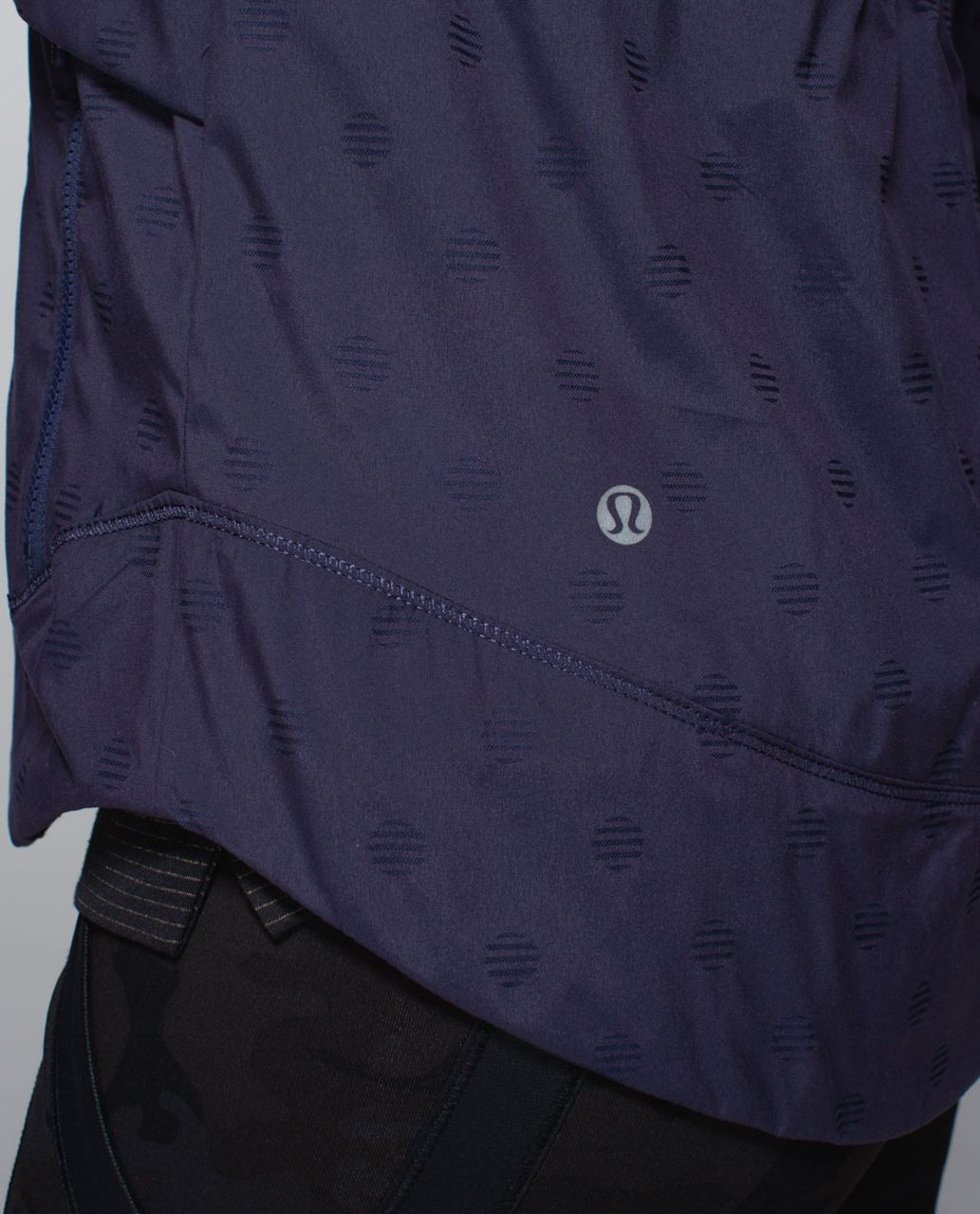 Lululemon Spring Forward Jacket - Stripe Dot Cadet Blue