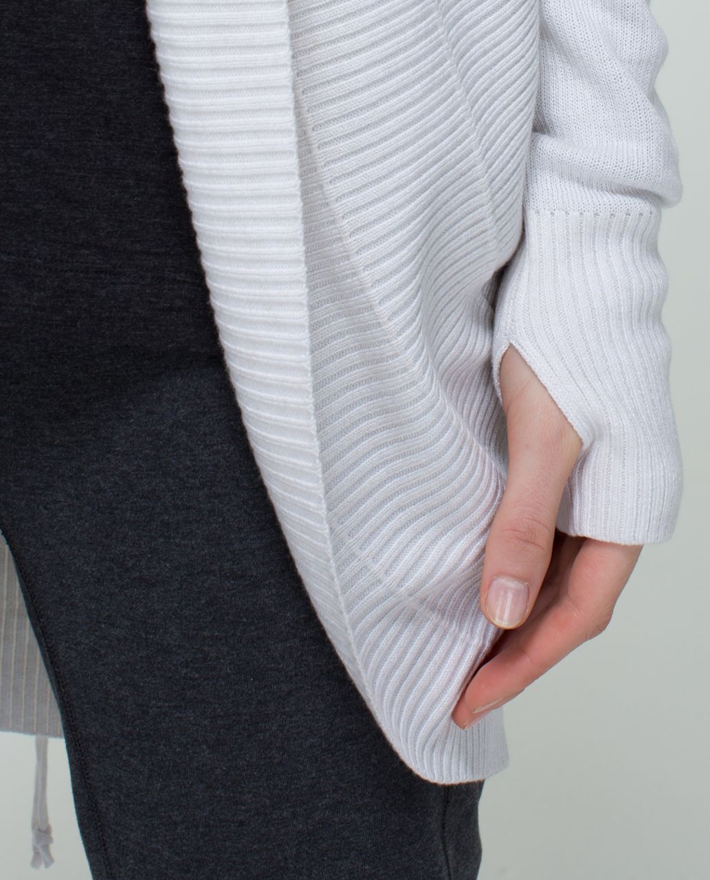 Lululemon Transformation Wrap - Heathered White /  Silver Spoon