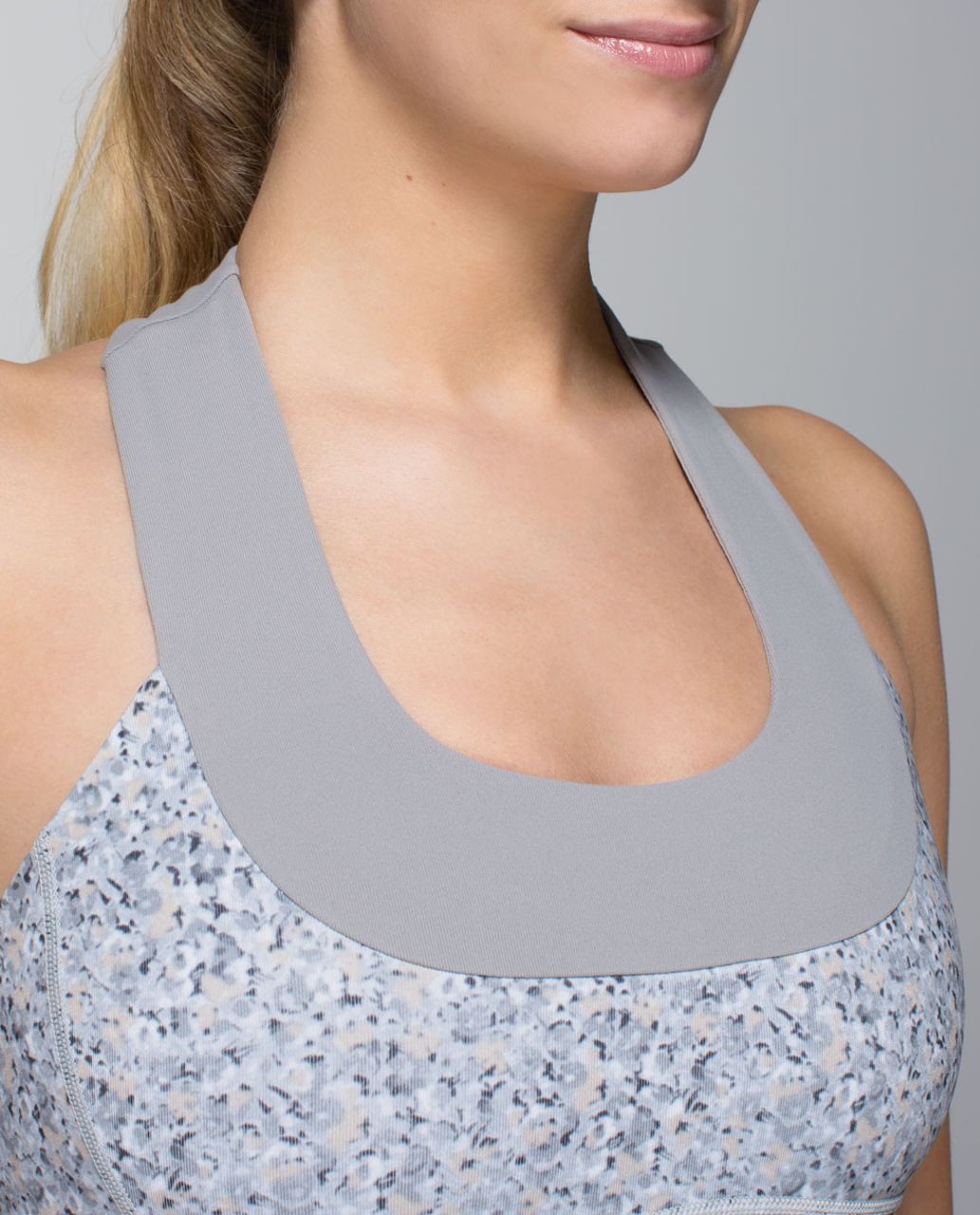 Lululemon Elevate Tank - Ambient Grey / Petite Fleur Silver Spoon - lulu  fanatics