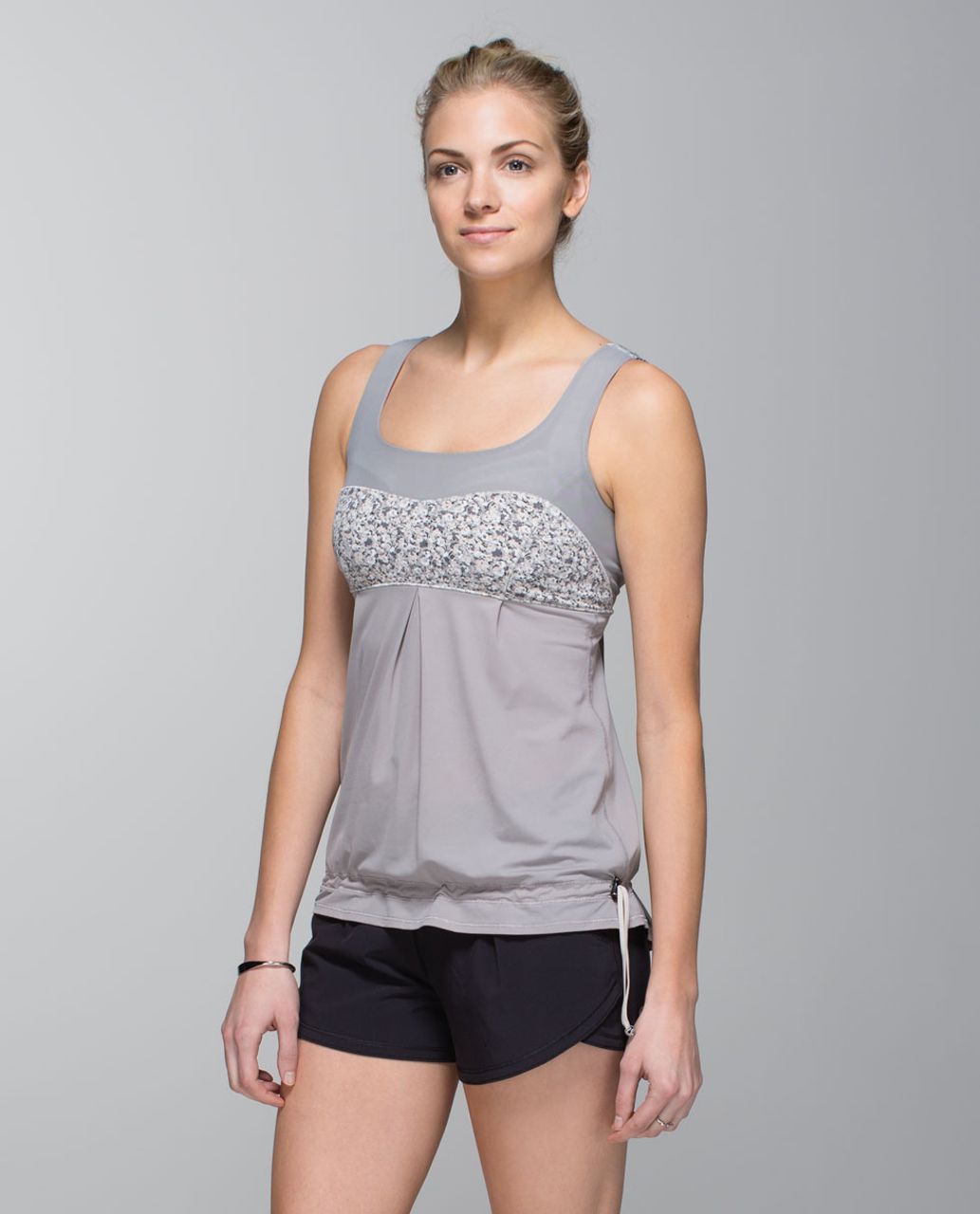 Lululemon elevate tank top