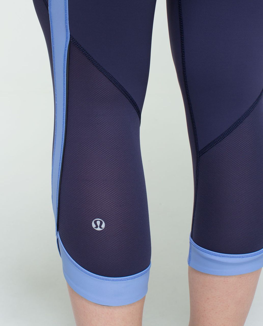 Lululemon Chase Me Crop II - Cadet Blue / Lullaby