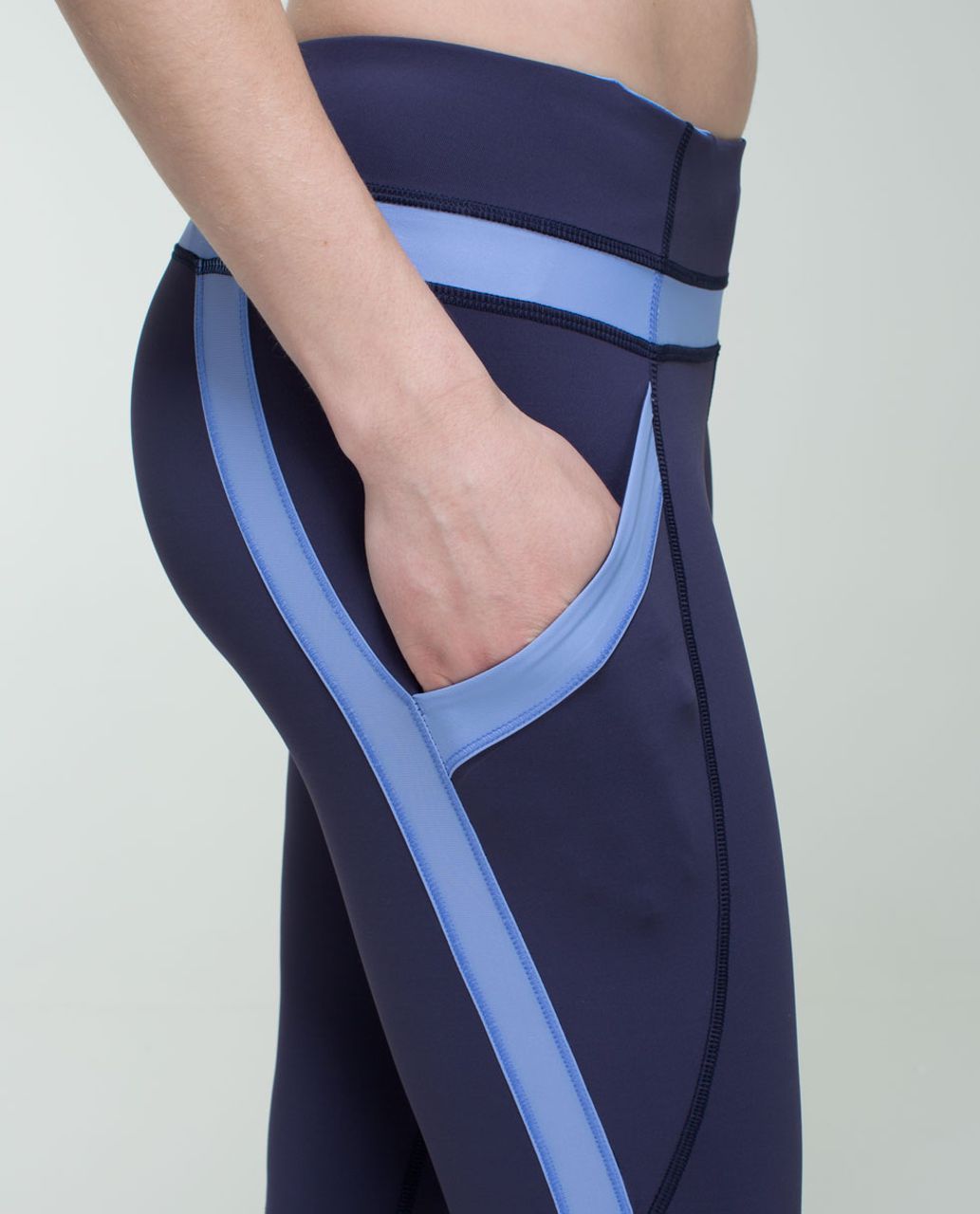 Lululemon Chase Me Crop II - Cadet Blue / Lullaby